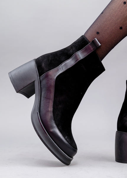 Ghete piele naturala- MADE
